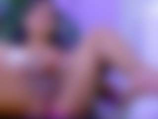Aliisson-Cooper's Live Sex Cam Show