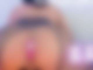 Aliisson-Cooper's Live Sex Cam Show