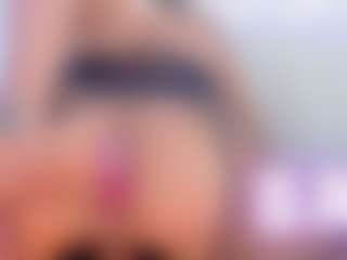 Aliisson-Cooper's Live Sex Cam Show
