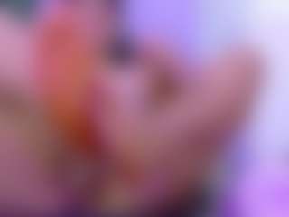 Live cam show with Aliisson-Cooper - Small Tits on sexylivex.com