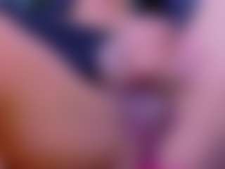 Live cam show with Aliisson-Cooper - Black Hair on liverealitysex.com