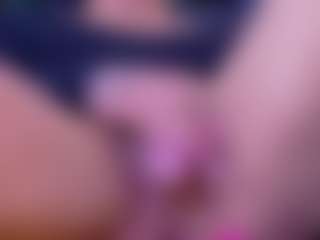 Aliisson-Cooper's Live Sex Cam Show