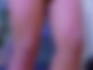 Live cam show with Aliisson-Cooper - Submissive on Camsoda Late Night