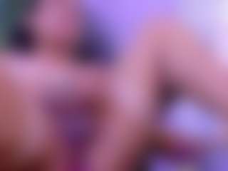 Aliisson-Cooper's Live Sex Cam Show