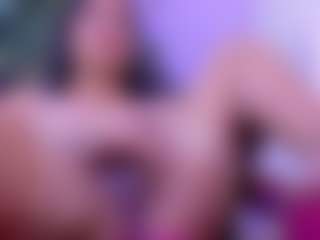 Aliisson-Cooper's Live Sex Cam Show