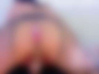 Aliisson-Cooper's Live Sex Cam Show