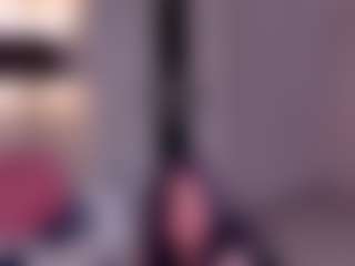 Live-Cam-Show mit KellyWebster - Asian Curvy auf Camsoda