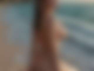 Evelineee's Live Sex Cam Show