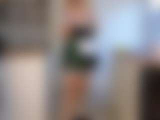 Live cam show with Stripmequick - Mature on alttransgirls