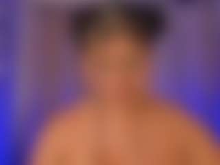 Live cam show with Anna Swift - Brown Hair on Camsoda