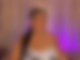 Live cam show with Anna Swift - Colombia on CamClone
