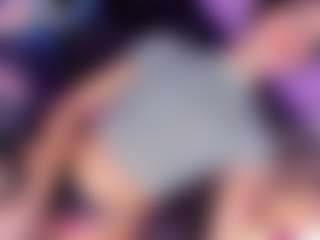 Live cam show with Daniela-Ember - Lean on Mixed Magazine Live