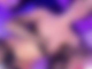 Live cam show with Daniela-Ember - Black Hair on Camsoda