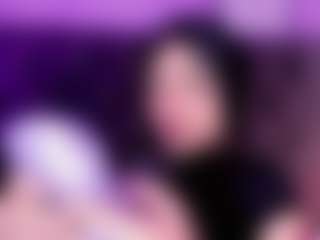 Daniela-Ember's Live Sex Cam Show