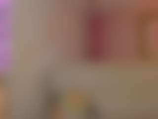 Madhison-Klain-S MILF webcam performer live streaming