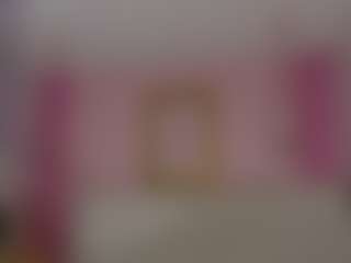 Live cam show with Madhison-Klain-S - Athletic White on CamwithHer | colombia