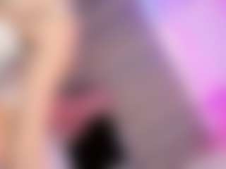 Live cam show with Ninaa-Keyli - Tease on Camiplay Live