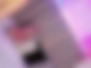 Live cam show with Ninaa-Keyli - Average on Ass Tok