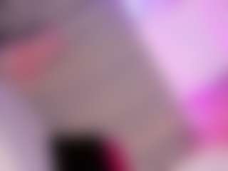 Live cam show with Ninaa-Keyli - Spank on madthumbs