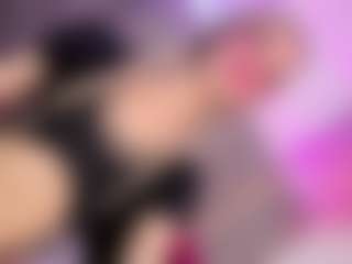 Show de cam sexual en vivo de Ninaa-Keyli