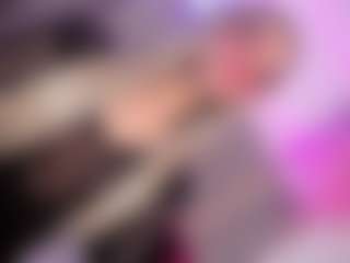 Live cam show with Ninaa-Keyli - Black Hair on Camsoda