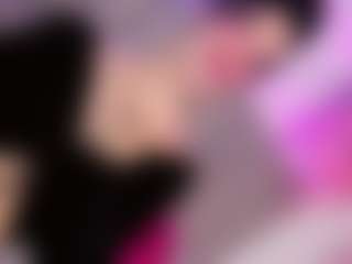 Live cam show with Ninaa-Keyli - Spank on Milfs Live