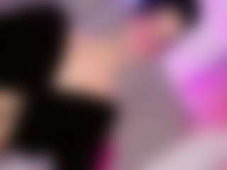 Live cam show with Ninaa-Keyli - Black Hair on Gym Cam Girls