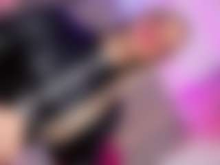Show live cam dengan Ninaa-Keyli - Facial Piercings di Camsoda