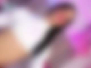 Live cam show with Ninaa-Keyli - Orgasm on WildCum