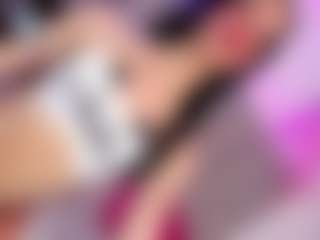 Live cam show with Ninaa-Keyli - Brown Eyes on https://playwithruby.com