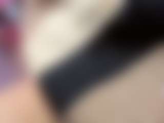 Live cam show with Ninaa-Keyli - HD on madthumbs