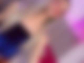 Live cam show with Ninaa-Keyli - Tease on Camsoda