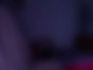 Live cam show with BritneyDivin - Double Penetration on Milfs Live