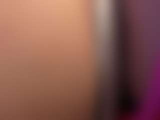Live cam show with Divine-Madness - Genital Piercings on googirlz