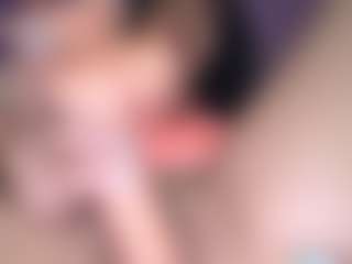 BritneyQuenn18's Live Sex Cam Show