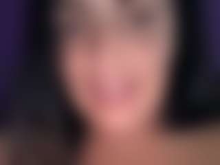 BritneyQuenn18's Live Sex Cam Show