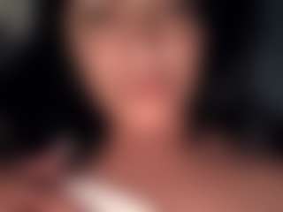 BritneyQuenn18's Live Sex Cam Show