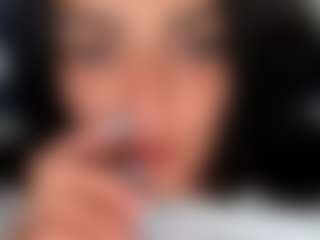 BritneyQuenn18's Live Sex Cam Show