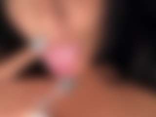 BritneyQuenn18's Live Sex Cam Show