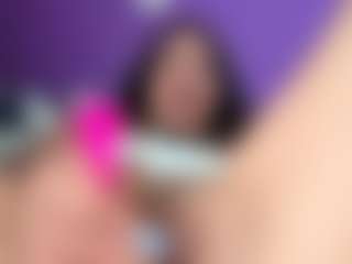 BritneyQuenn18's Live Sex Cam Show