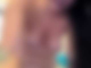 BritneyQuenn18's Live Sex Cam Show