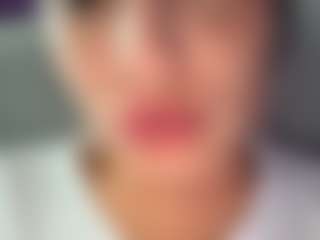 BritneyQuenn18's Live Sex Cam Show