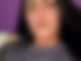 BritneyQuenn18's Live Sex Cam Show