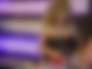 Live cam show with foxxy-milf - Role Play on Camsoda