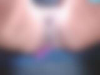 HELENAHOTS's Live Sex Cam Show