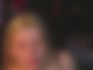 Live cam show with Michele - Green Eyes on StripNow