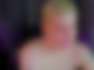 Live cam show with Michele - Squirt Blonde Hair on Camsoda