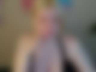 Live cam show with Michele - Green Eyes on PervPlay.com