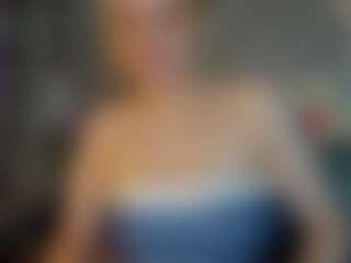 Live cam show with Michele - Blonde Hair Big Tits on 1on1-livenow