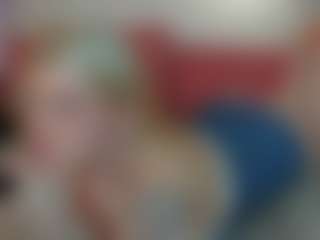 Live cam show with Michele - Sweet on 1on1-livenow